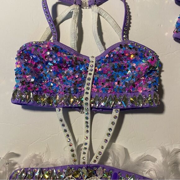 Glamour solo dance costume custom 2 piece lavender rhinestone feather sassy LC - Picture 5 of 15